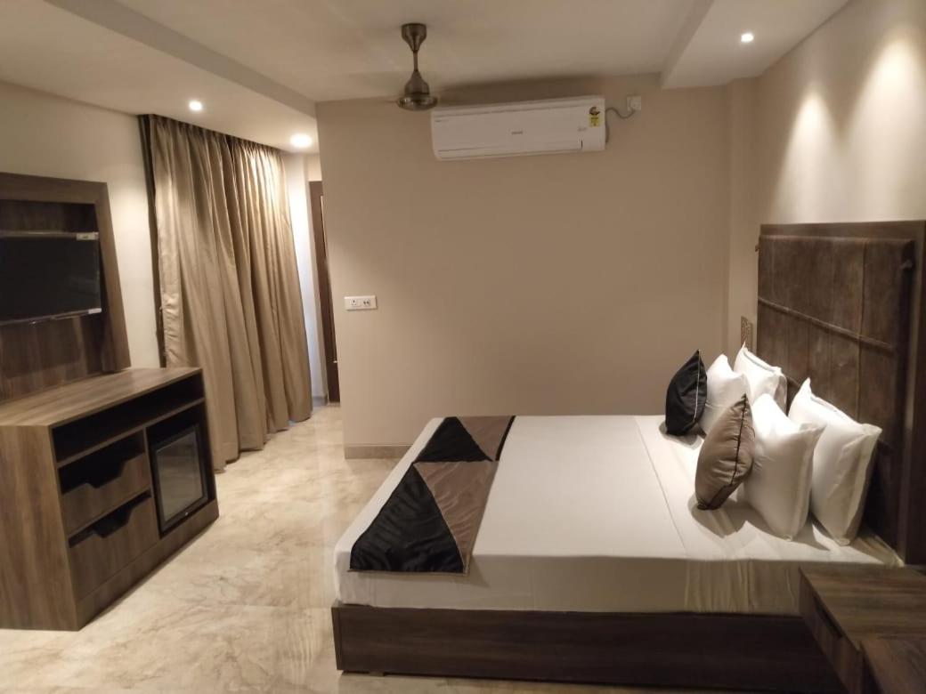 I-Towne' - A Unit Of Hotel Shivam International Deoghar Exteriör bild