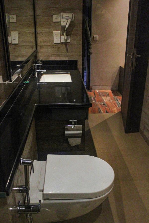 I-Towne' - A Unit Of Hotel Shivam International Deoghar Exteriör bild